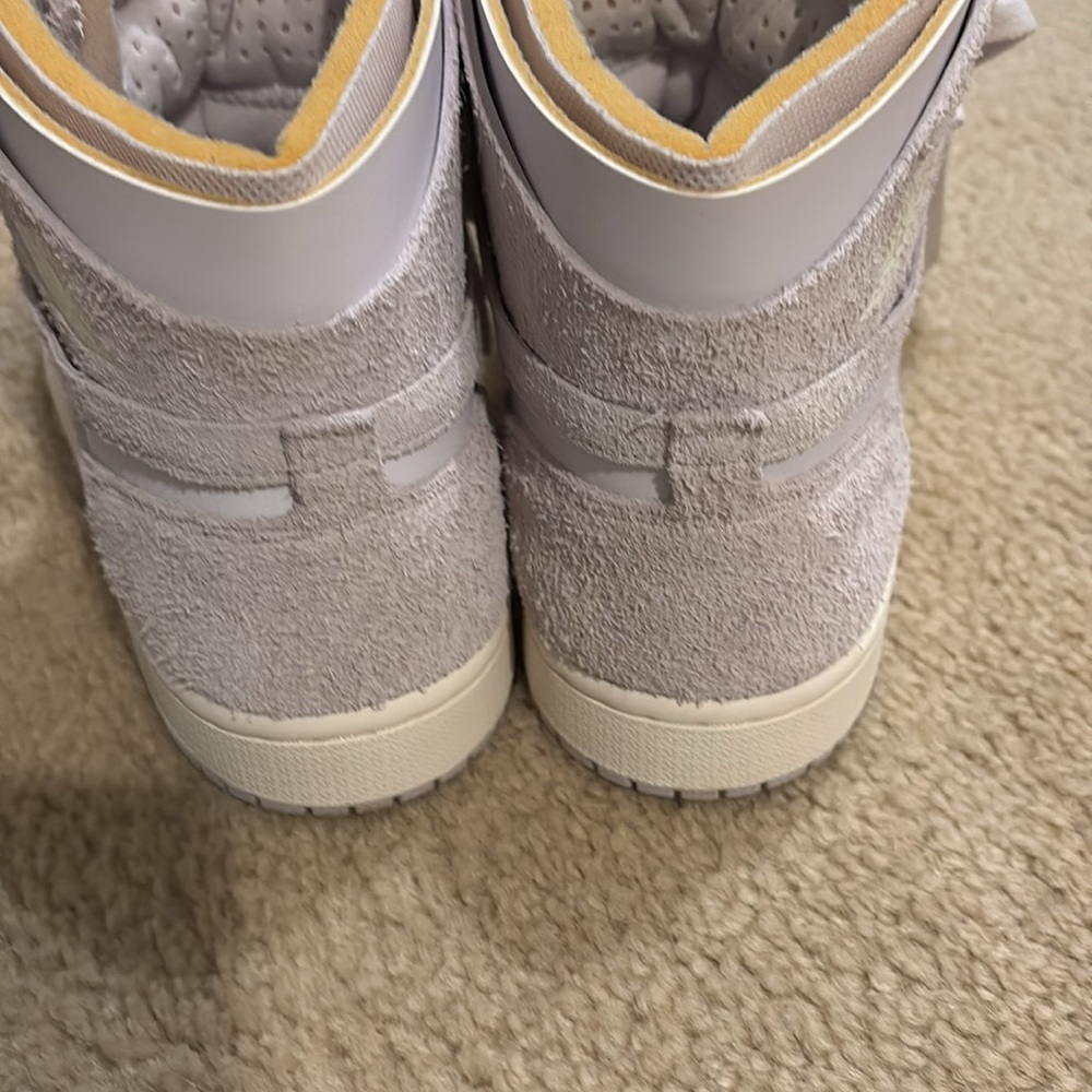 Nike Air Jordan 1 Zoom Air Venice sail. EUC - Picture 10 of 12